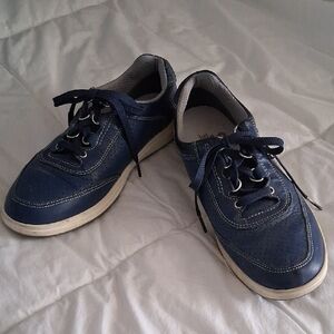 SAS Women's Leather Navy Sneakers